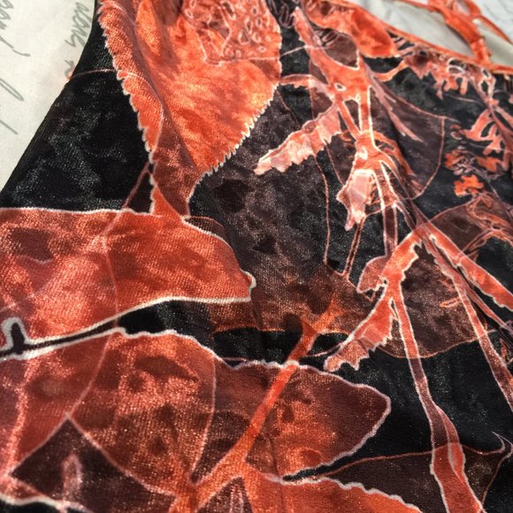 Orange and Black Print Tank Top Feels Like Velvet Large - Picture 6 of 9